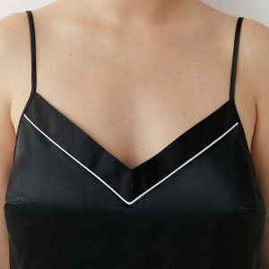 Пижама OMSA LOVE топ на бретелях и шорты, искусственный шёлк, черная