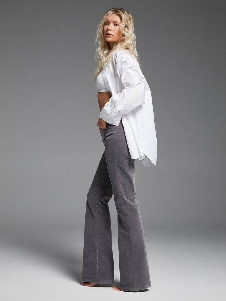 OmD 130 FLARE CUT Брюки вельвет жен.