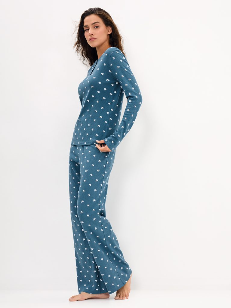 Пижама OMSA Pointelle Print AW26 лонгслив и брюки с планкой на пуговицах